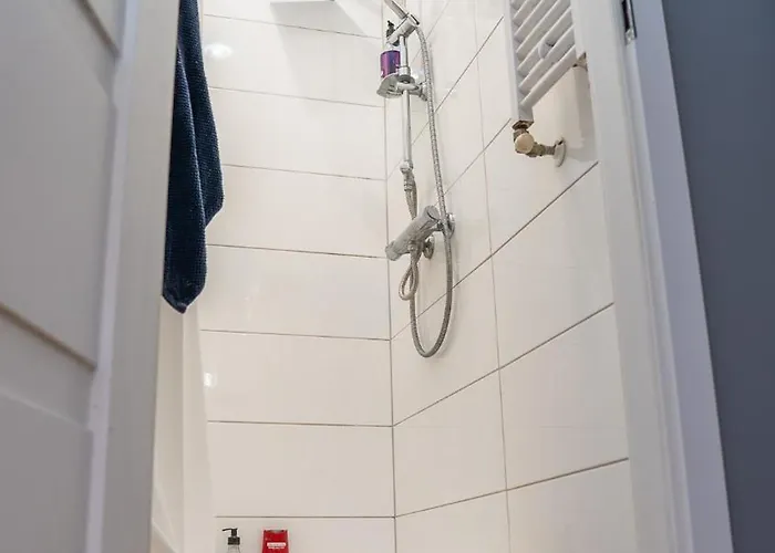 Przytulne 2 Pokojowe Mieszkanie Blisko Centrum Apartment *